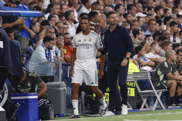 Oh! God, the rare traitor who abandoned Liverpool has finally fallen...Expect to miss up to 6 weeks → Multiple blood clots cannot play