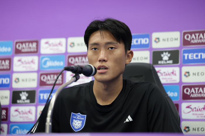  Um Won-sang → 1 goal Heo Yul and Kumho High School's 3-year senior and junior replacement card jointly won the theater's come-from-behind victory...Their sincerity → Ulsan, a signal of reversal