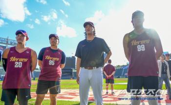  Ahn Woojin's focus on rehabilitation