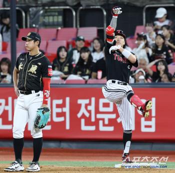  Park Hae-min's timely RBI in the second game of the doubleheader