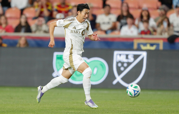To be honest, Son Heung-min is so sad. If he stayed at Tottenham, not in the U.S., he would have done better. Goodbye EPL
