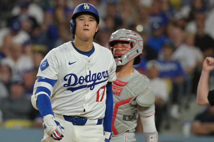 When does Ohtani pop champagne? The Cubs confirmed their fall baseball for the first time in five years after winning four consecutive games, and the third NL team is also nervous about winning the LAD district