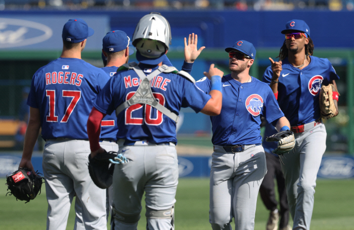 When does Ohtani pop champagne? The Cubs confirmed their fall baseball for the first time in five years after winning four consecutive games, and the third NL team is also nervous about winning the LAD district