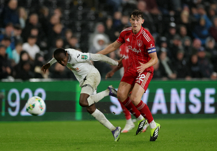 Worst look in Tottenham's 20→23 shock upset loss...Postecoglou is criticized for losing again without Son Heung-min