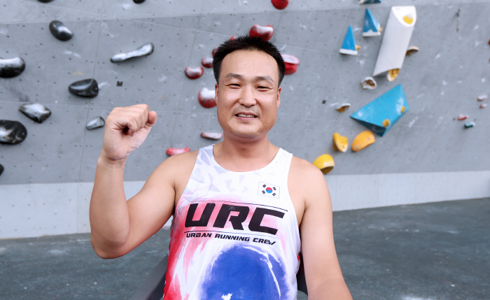 2025 IFSC Seoul Sports Climbing & Paracliming World Championships. Please cheer for the challenge