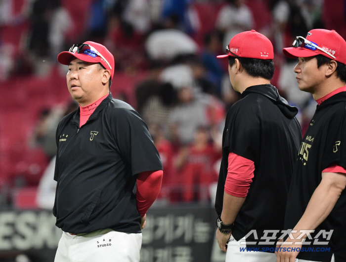 Han Jun-su's tears in controversy Why does Lee Bum-ho keep getting angry, but KIA can't fix it...This kind of game. Play is unacceptable