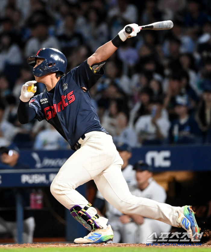  Jeon Min-jae, two-run timely hit by a bases-loaded chance, bam!