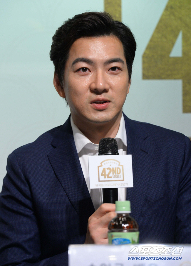 Song Il-guk, raising the triplets alone, and even living...There is a big vacancy for my wife