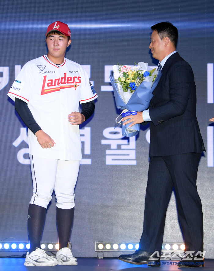 With only nine walks in 104K, I expect a Cheongram ace, the player who has been referenced a lot...