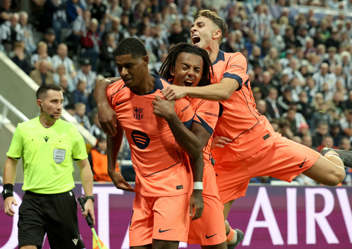 Wonder goal! Wonder goal! If Manchester United leave, Walclaw will be reborn...Rashford banging multi-goal case Manchester United messed up