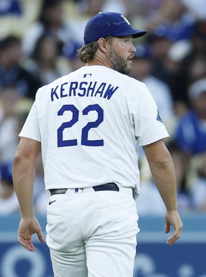  Kershaw struck out Devers with a 143.2km fastball in 4 ⅓ innings and made the career finale