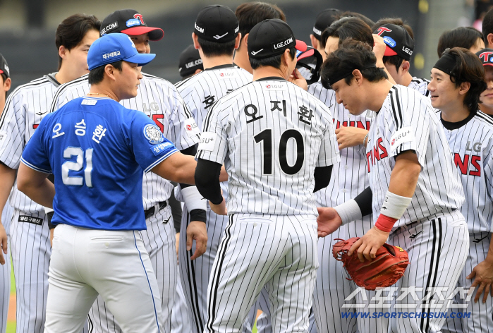 I had a lot of good memories in Jamsil, Oh Seung-hwan's last Jamsil Stadium. The gift that LG gave was...