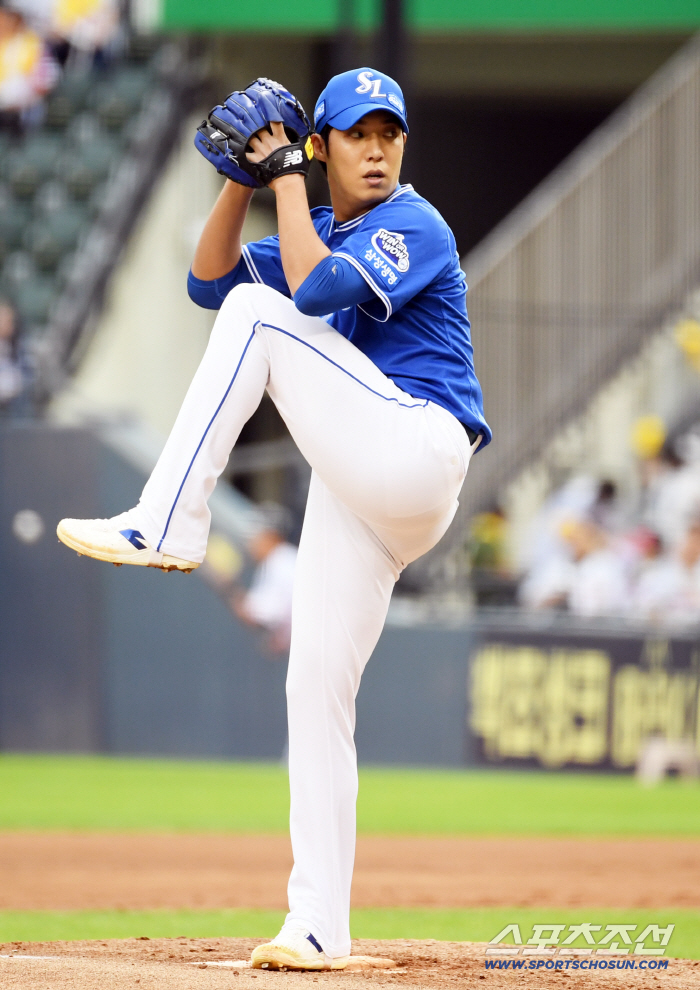 It became the No. 1 player with 12 wins in Korea. I don't think of an away game because the fans in Jamsil filled the stands with four wins, no losses, and no losses.