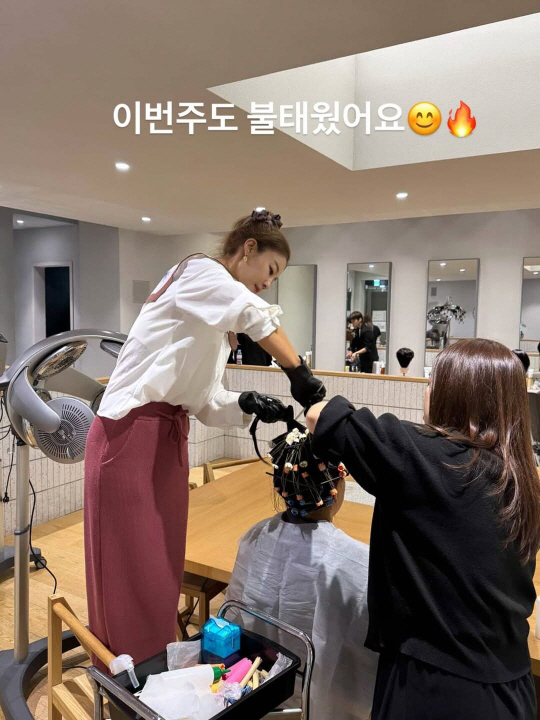 Jewelry Lee Ji-hyun made a big hit after transforming into a hairdresserFirm customers rich in early closing of reservations