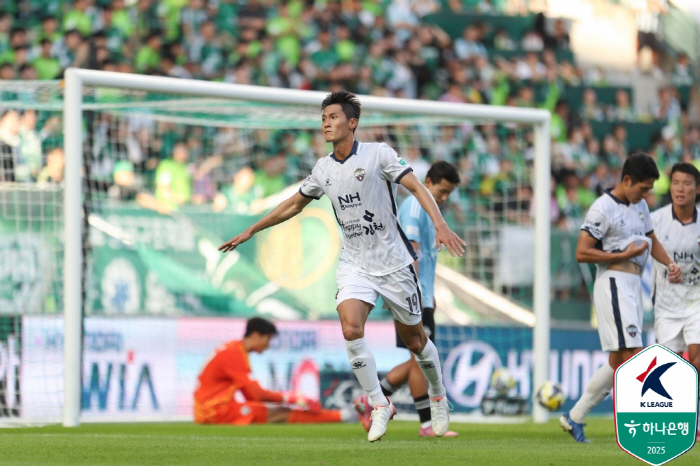 A big twist! Park Sang-hyuk 1 goal 1 help → Lee Dong-kyung, managing director of the PK missed, overpowered Jeonbuk Hyundai 21