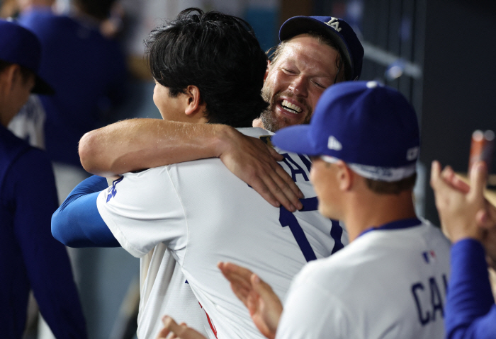 Kershaw's retirement battle → Otani Ekiden 3 points ← 13 consecutive years of PS advancement confirmed, LAD historic day