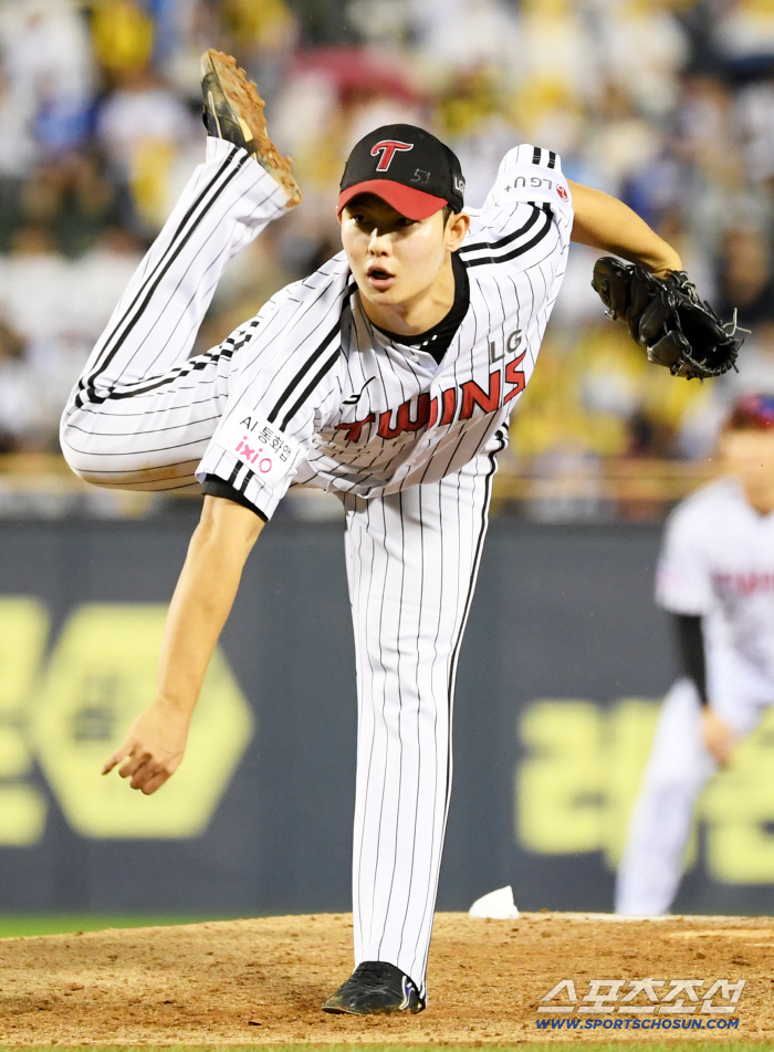Lee Jae-hyun had four hits, Kim Young-woong and Lee Sung-kyu home run explosion, Samsung 144 wins, LG and Hanwha lost at the same time. Magic Number 5
