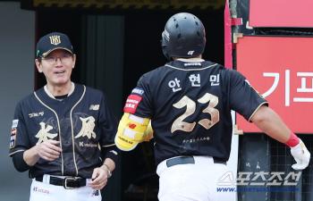  Director Lee Kang-chul Ahn Hyun-min's three-run home run is the best