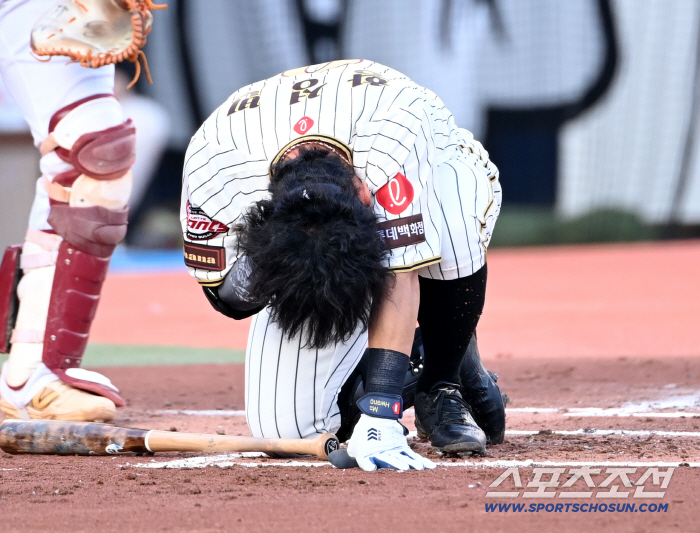  HWANG SUNG BIN got a head shot