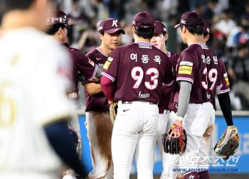  Kiwoom wins 15-5 over Lotte, which has a busy way to go