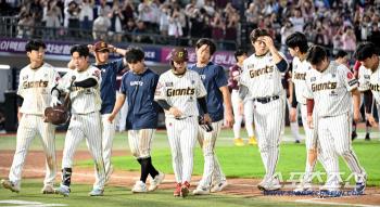  Lotte, who lost 5 to 15, is in a hurry to win