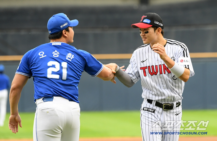  Oh Seung Hwan Park Hae Min, with respect