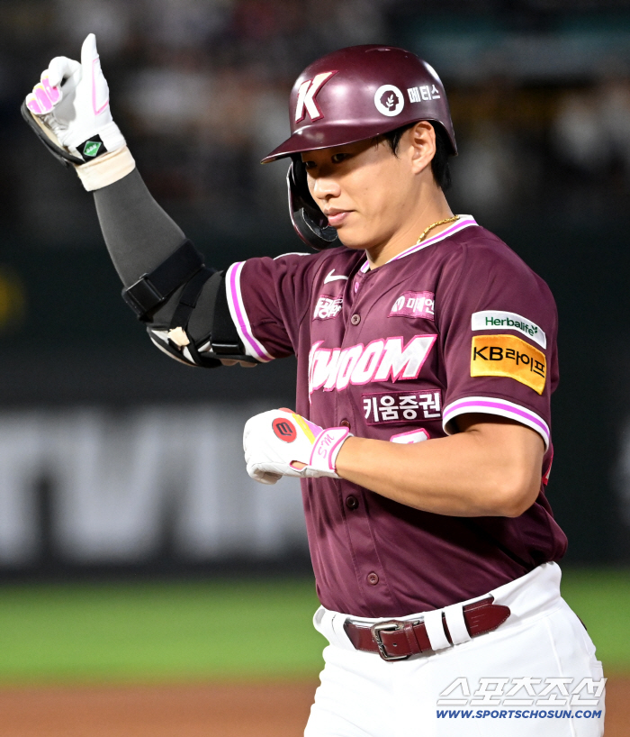  Song Sung-moon, 5 hits and 5 RBIs in a timely hit