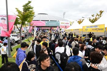 Why is the men's opening game of the V League on Monday? → Weekend failed to open WHY
