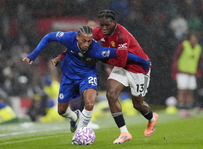 'Casemiro, five-time Champions make mistakes, too.' Amorim, I'm covering your exit! Manchester United 21 Chelsea Press Conference