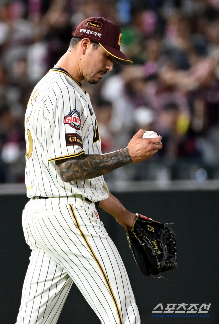 ERA 6.07 without a win since that day...Blessing → Ace who became a burden, what the hell happened? foretold collapse 