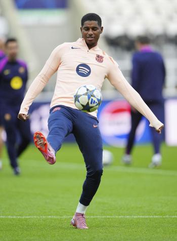 I overslept. I'm the last one to be unfaithful! Rashford is late again→Exclusion from selection of shock...It doesn't change people. There's a possibility that we won't recruit