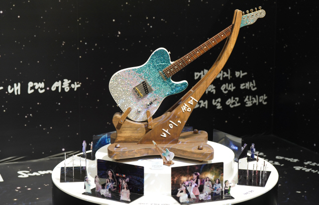IU’s Pop-Up Store Wraps Up Successfully with Overwhelming Fan Response