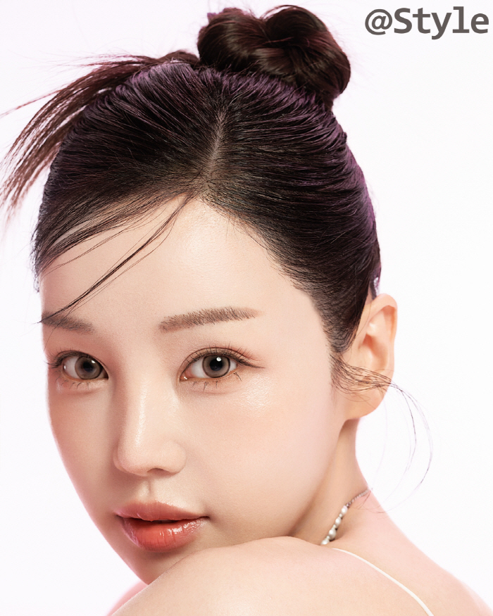 Nam Gyu-ri confesses her feelings about the failure to reunite with Cya, and other groups are envious of the public