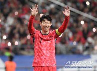 Superstar Son Heung-min, thank you for playing hard!Tottenham's smile → Hong Myung-bo may make a huge profit
