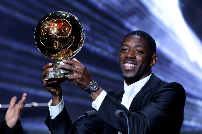 Best star in Europe from gold playing all night...Lee Kang-in's colleague Dembele won the 2025 Ballon d'Or
