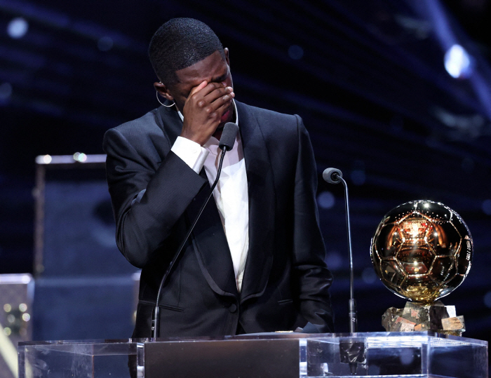 Best star in Europe from gold playing all night...Lee Kang-in's colleague Dembele won the 2025 Ballon d'Or