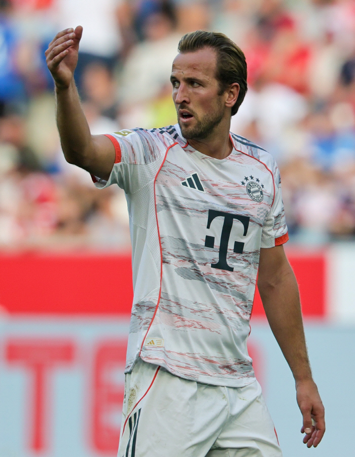 If it's 100 billion won, Kane will return to Tottenham! First of all, the right to negotiate is key...I'm aiming for Barcelona, too→Kane still wants the trophy
