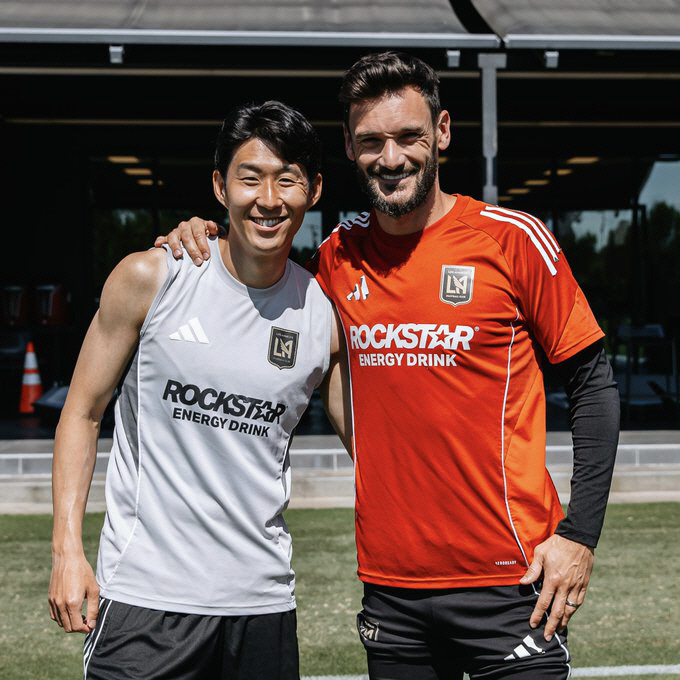 I'm happy to see Uncle Son Heungmin again After two years with SON and Lloris family, even my wife welcomed me and left Tottenham and united in LA