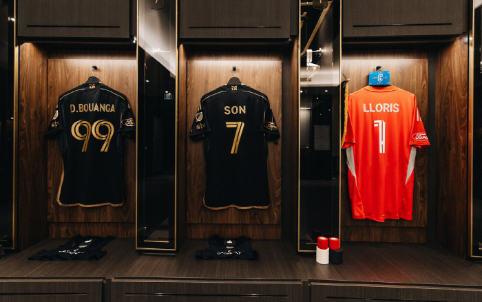 I'm happy to see Uncle Son Heungmin again After two years with SON and Lloris family, even my wife welcomed me and left Tottenham and united in LA
