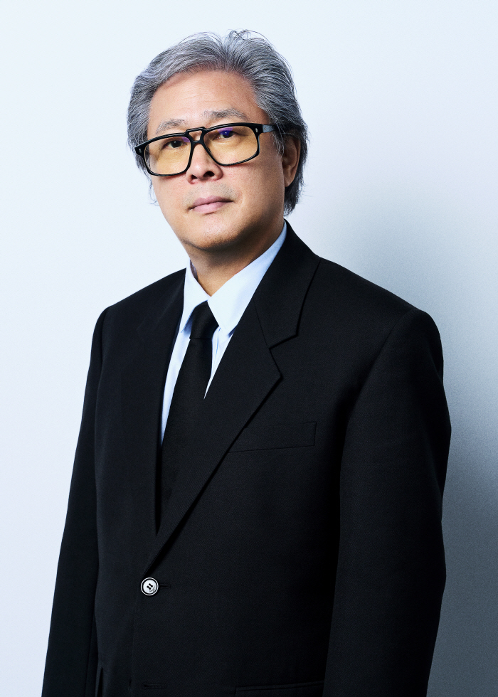  Director Park Chan-wook's prejudices and stereotypes towards me..I'm feeling pressured and worried