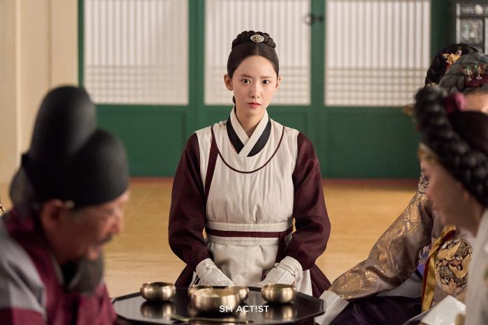It's overwhelming..Im Yoon-ah is the chef of a tyrant for 5 consecutive weeks