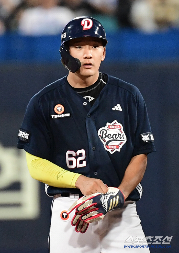  Doosan's No. 1 hitter as Ahn Jae-seok's troubleshooter