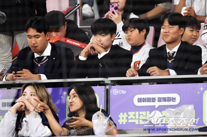  Park Jihoon and Lim Sangwoo, one step towards their dreams