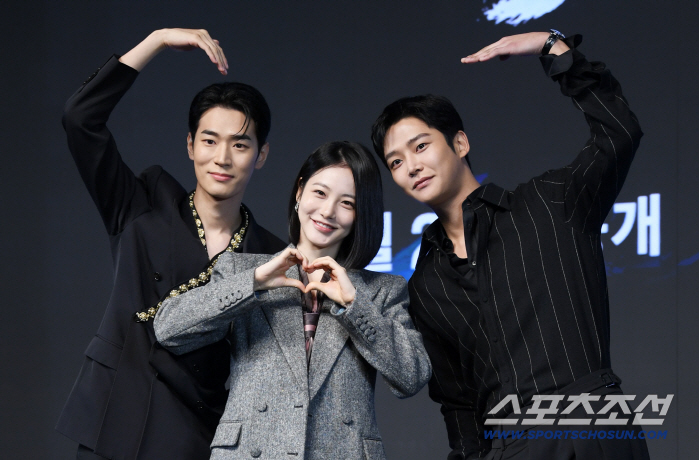 Park Seo Ham Shin Ye Eun's perfect chemistry