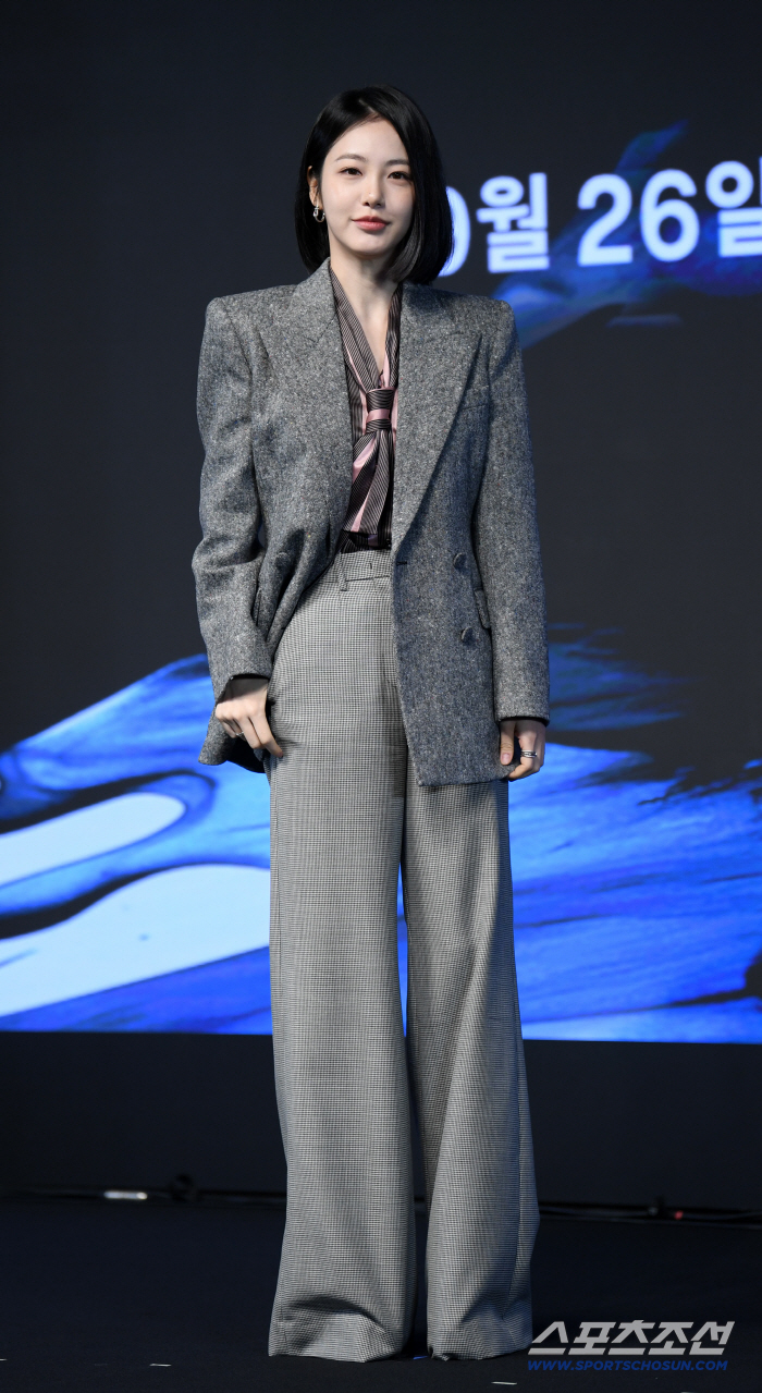  Shin Yeun's fresh beauty