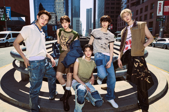 Big Hit's six-year cycle was a big hit…Cortis' debut album, Billboard No. 15