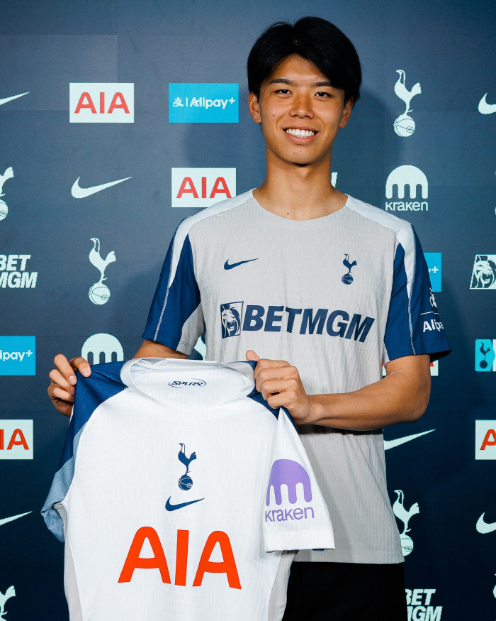 Coach Frank's official announcement is expected to make his official debut in the first division before promising young players and Yang Min-hyuk