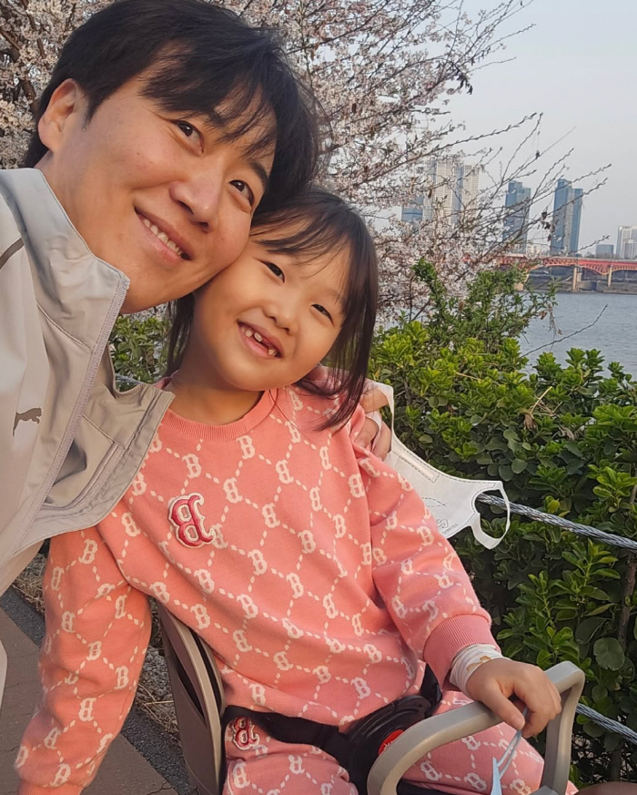 Do Kyung-wan, ♥ For Jang Yoon-jung, raising children → taking care of household chores..Today without work, I didn't do anything
