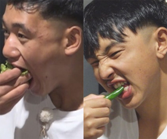 Gian84 Nepalese younger brother Tamang and Rai practice eating chopsticks after inhaling pork belly