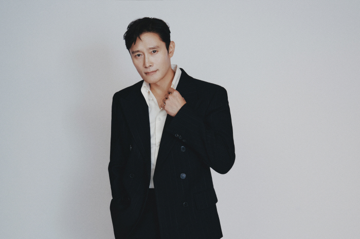  Lee Byung-hun, no, Park Chan-wook, who saw the scream meme, laughed for 10 minutes (I can't help it)